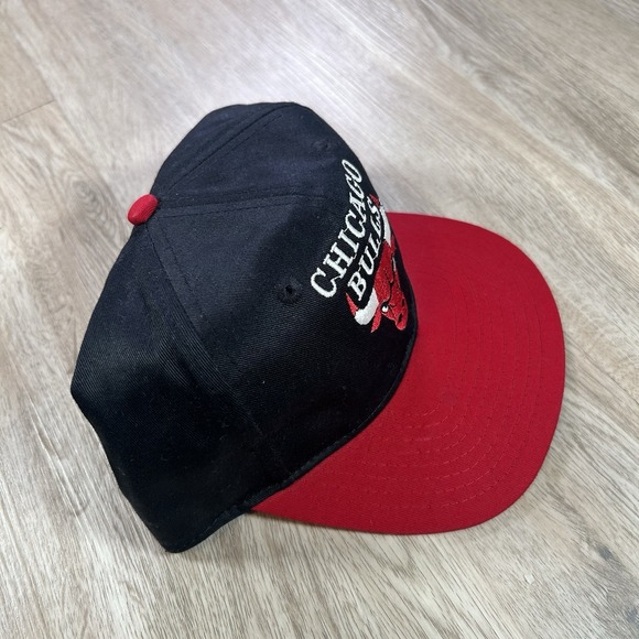 VTG‎ Chicago Bulls Snapback Hat NBA Basketball Jordan Twins Black Red Cap - Picture 7 of 8